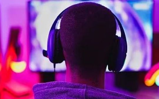 Akon 的音乐 NFT:嘻哈天王带你开启 Create to earn 新世界_KON:LAC