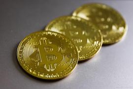 市场已失控,比特币就是“投机泡沫的代表”_加密货币:CEO
