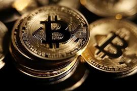 比特币重回3万美元,中国香港监管态度转变_加密货币:apecoin币兑美元价格行情
